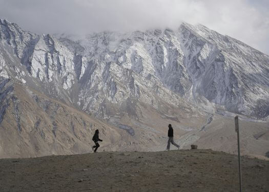 4 Nights 5 Days Ladakh Honeymoon trip