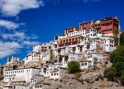 5 Nights 6 Days Ladakh trip